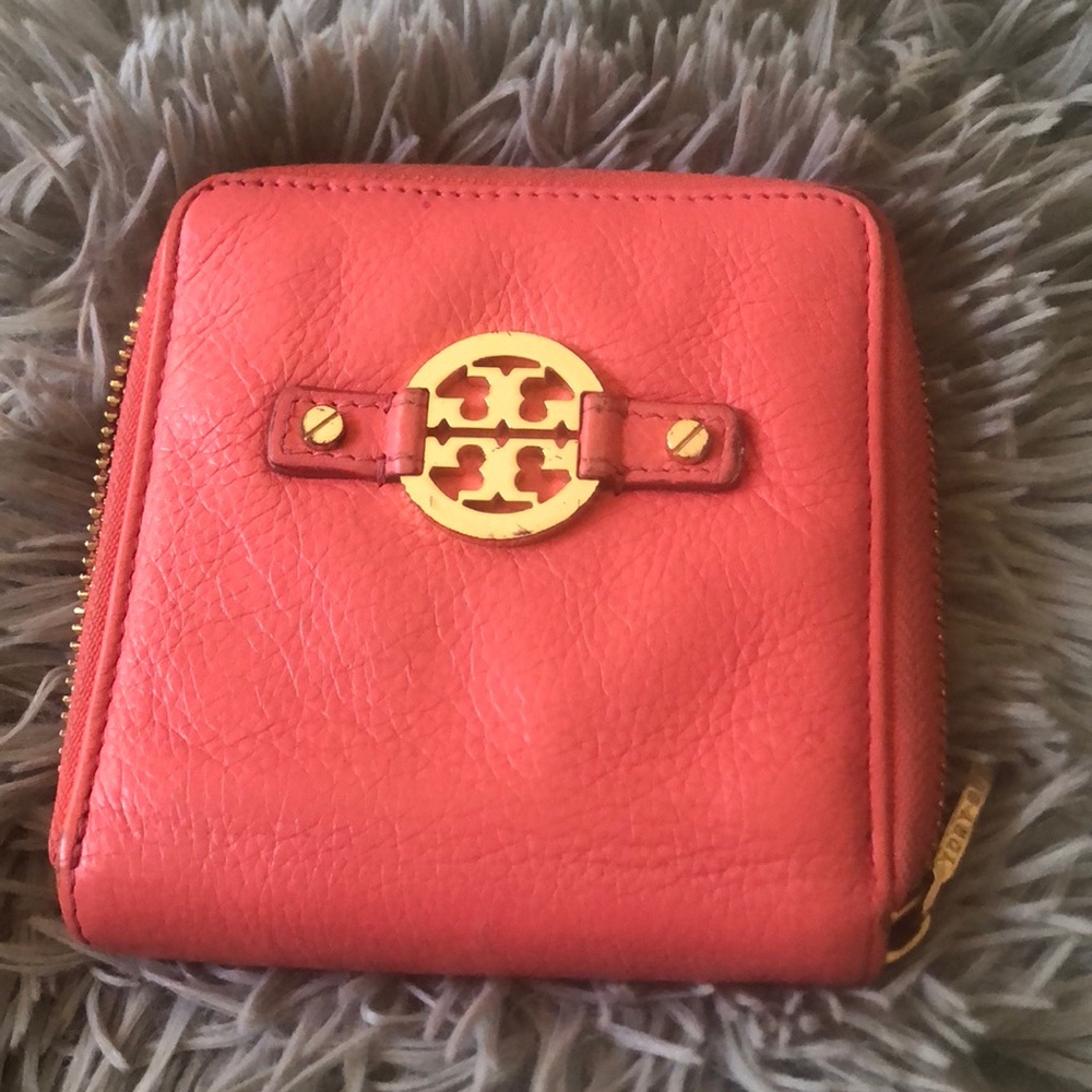 Tory Burch wallet
